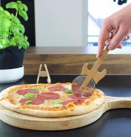 Guitar Pizza Cutter